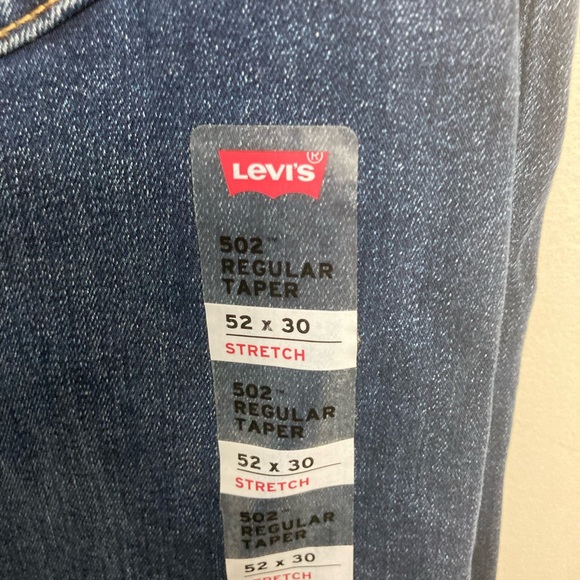 Levi’s 502 regular taper leg stretch jeans. 52x30 - Picture 3 of 7